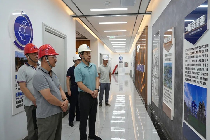 【主题教育】云煤（LETOU乐投）集团党委副书记、工会主席王鑫一行到曲煤焦化公司发展主题教育调研