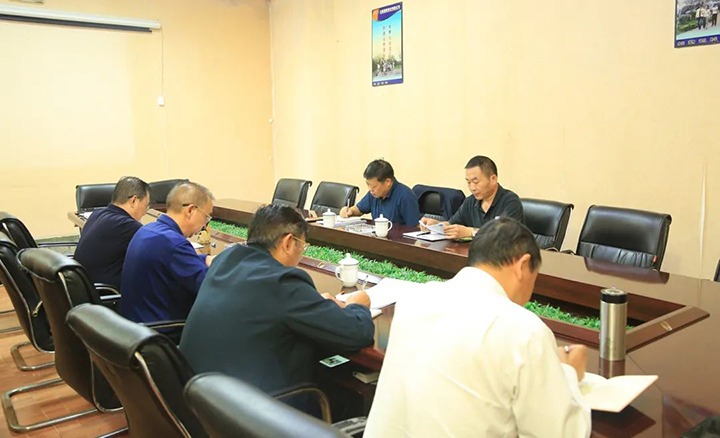 【主题教育】云煤（LETOU乐投）集团第一领导组到恒鼎煤业公司领导主题教育专题民主生涯会