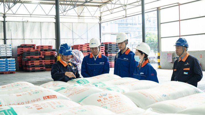 党建引领促发展，产融协同谱新篇——云南解化与云能本钱发展党建联建活动