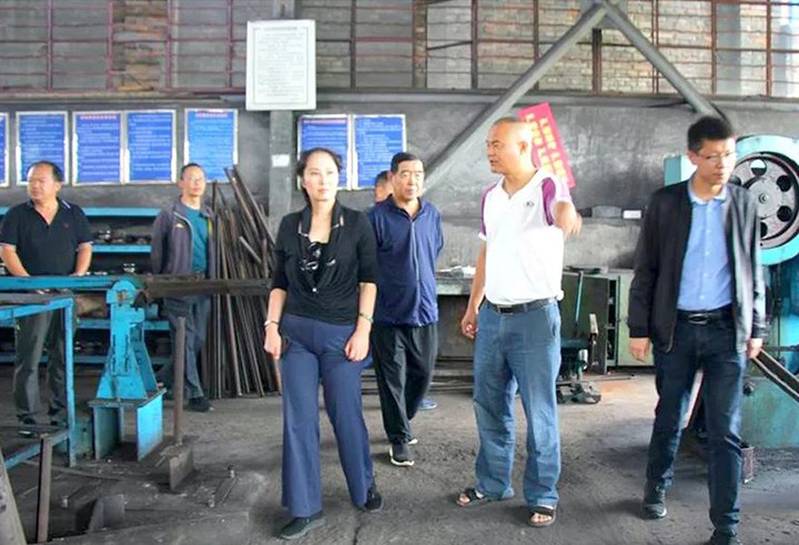 002.jpg 002.jpg